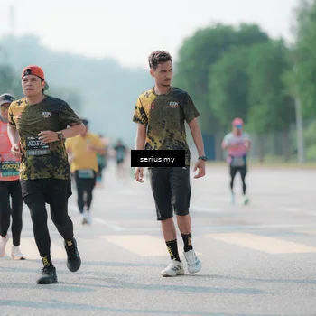 Runner Photo 6439546