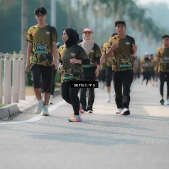 Runner Photo 6439678