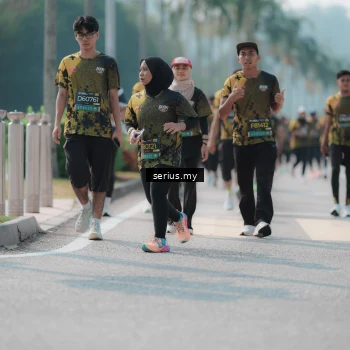 Runner Photo 6439680