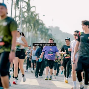 Runner Photo 6439701