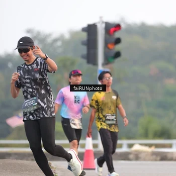 Runner Photo 6439712