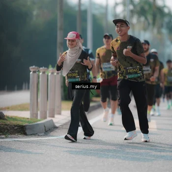 Runner Photo 6439715