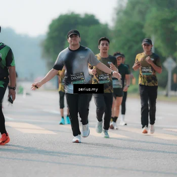 Runner Photo 6439749