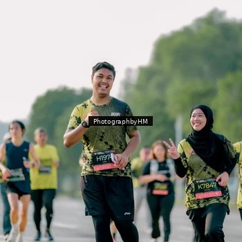 Runner Photo 6439750