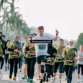 Runner Photo 6439751
