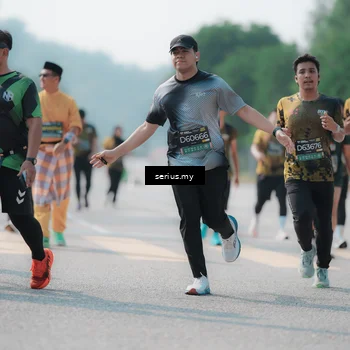Runner Photo 6439758