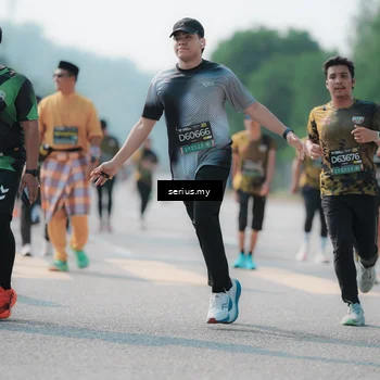 Runner Photo 6439759