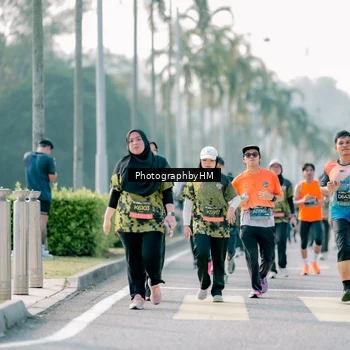 Runner Photo 6439787
