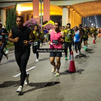 Runner Photo 6439798