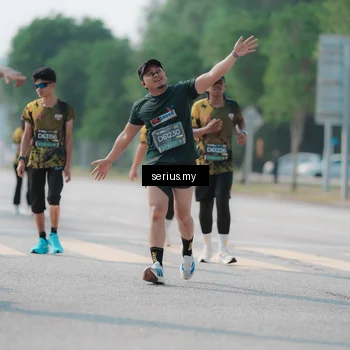 Runner Photo 6439799