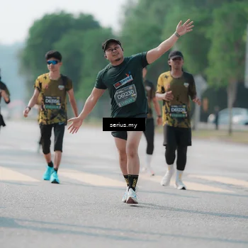 Runner Photo 6439804