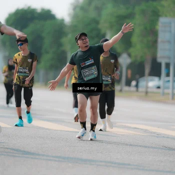 Runner Photo 6439805