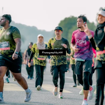 Runner Photo 6439818