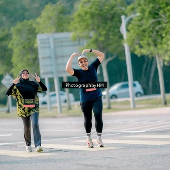 Runner Photo 6439824