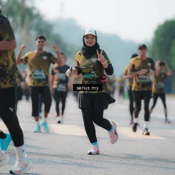 Runner Photo 6439858
