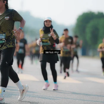 Runner Photo 6439875