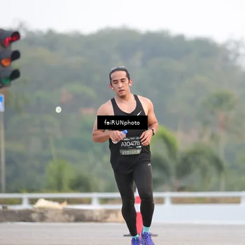 Runner Photo 6439895