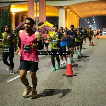 Runner Photo 6439951