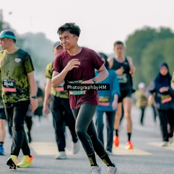Runner Photo 6439962