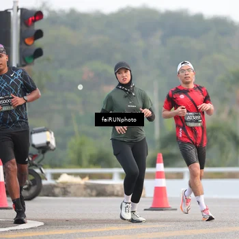 Runner Photo 6439973