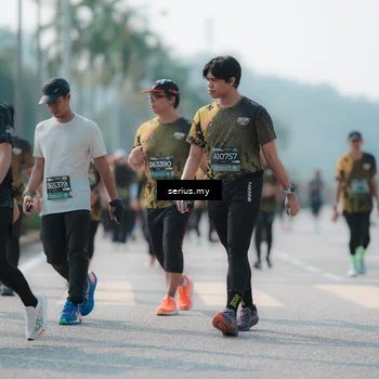 Runner Photo 6440019