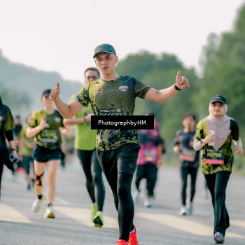Runner Photo 6440032
