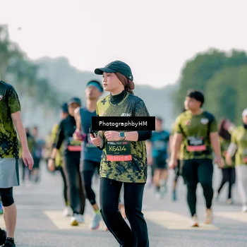 Runner Photo 6440039