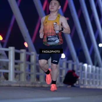 Runner Photo 6440042