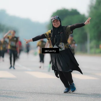 Runner Photo 6440043