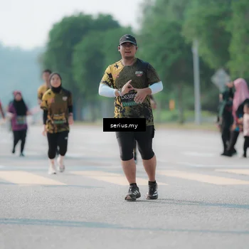 Runner Photo 6440069