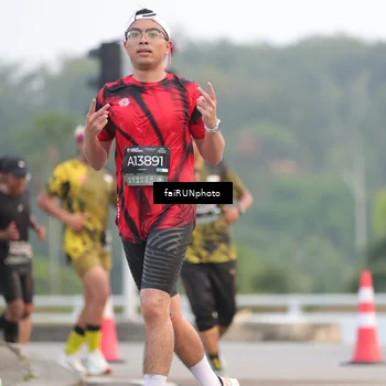 Runner Photo 6440091