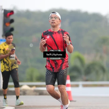 Runner Photo 6440095
