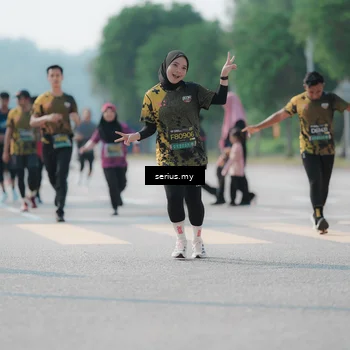 Runner Photo 6440103