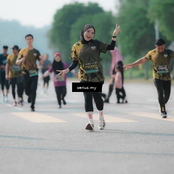 Runner Photo 6440106