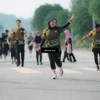 Runner Photo 6440111