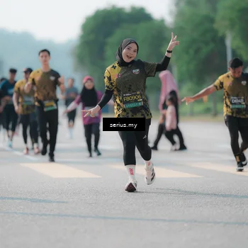 Runner Photo 6440113