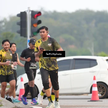 Runner Photo 6440132