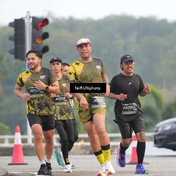 Runner Photo 6440151