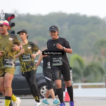 Runner Photo 6440185