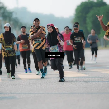 Runner Photo 6440195