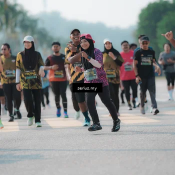 Runner Photo 6440197