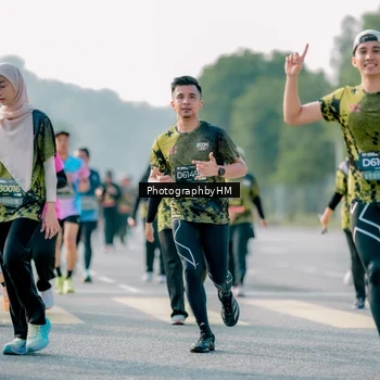 Runner Photo 6440199