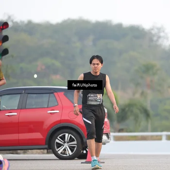 Runner Photo 6440219