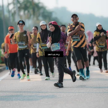 Runner Photo 6440223