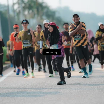 Runner Photo 6440224