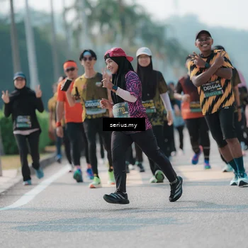 Runner Photo 6440229