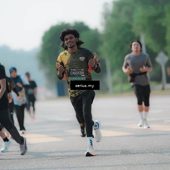 Runner Photo 6440277