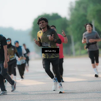 Runner Photo 6440280
