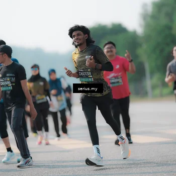 Runner Photo 6440287