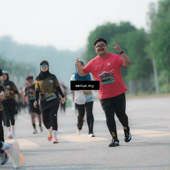 Runner Photo 6440310